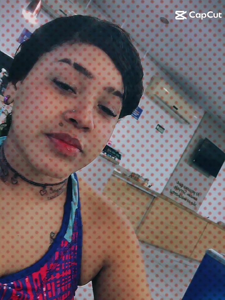 @t&uacute; nenas chiquita ☘️
