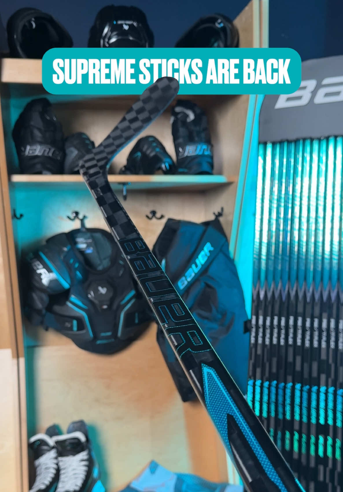 @Bauer Hockey