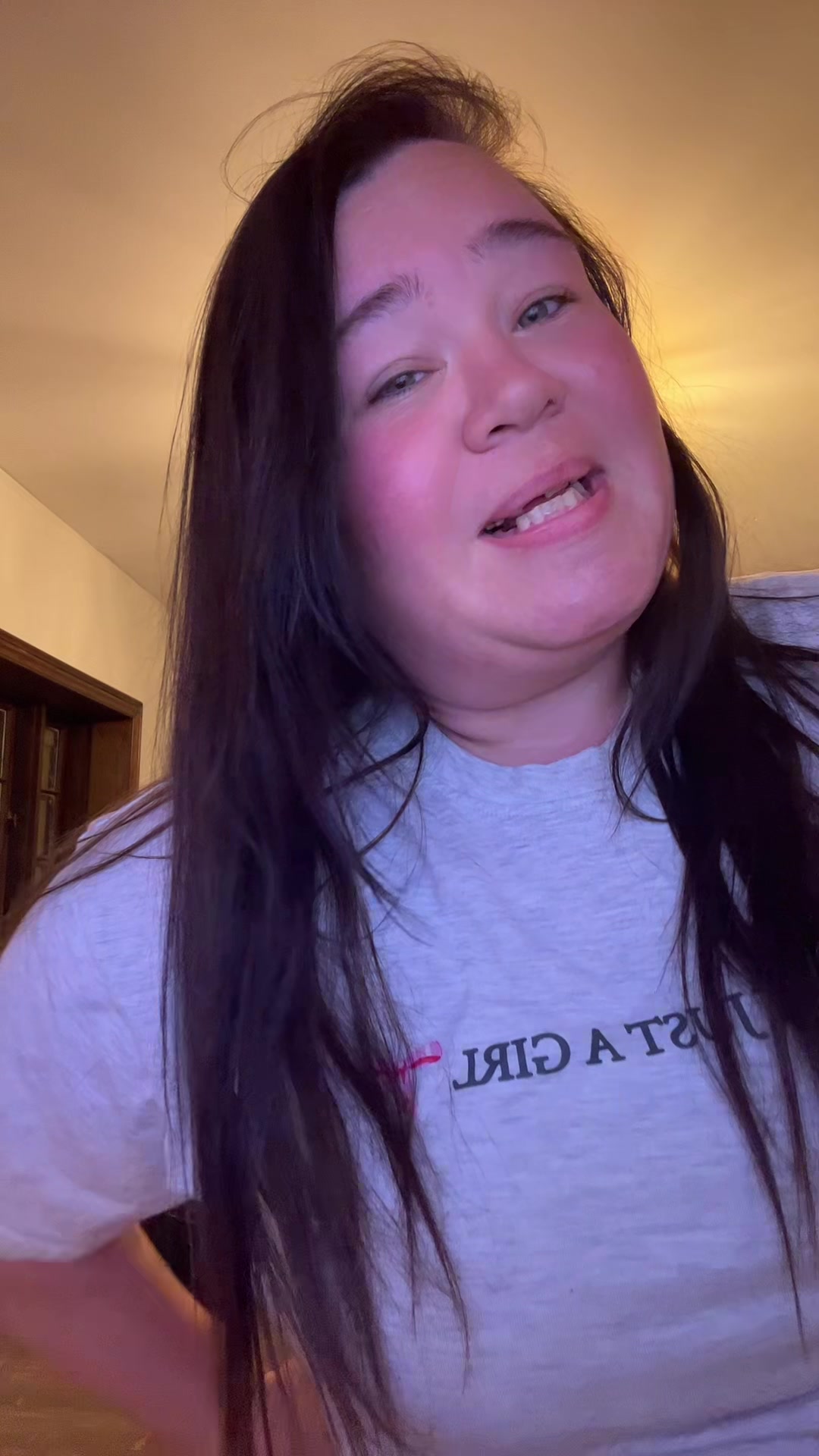@TheGirlWithHer_CUP