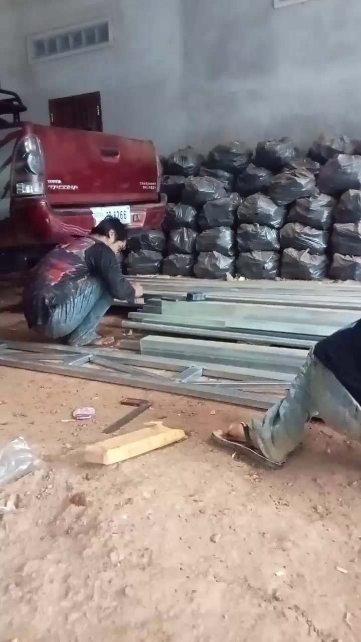@វិរះចាវ ជាងដែក