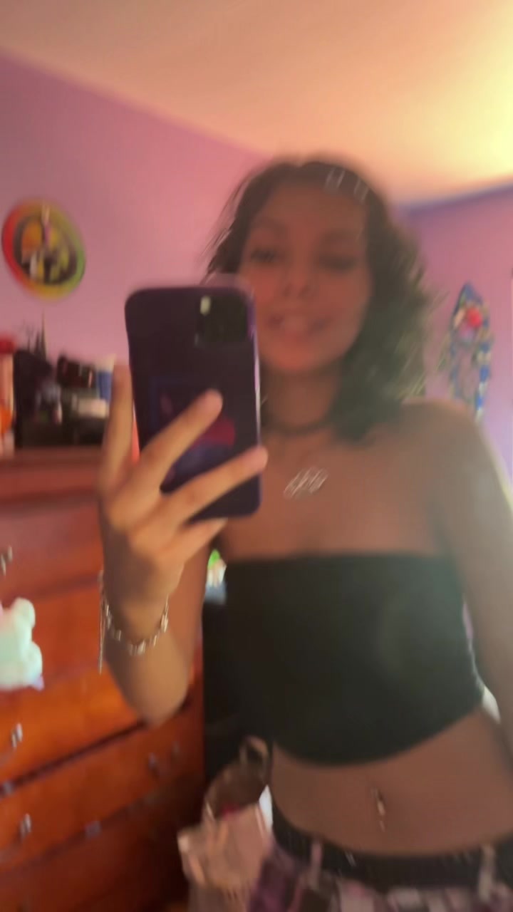 @Meow😈