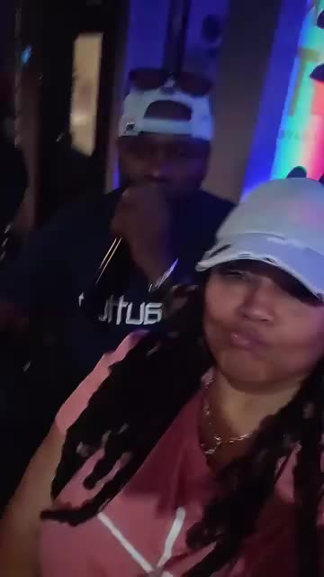 @Gi