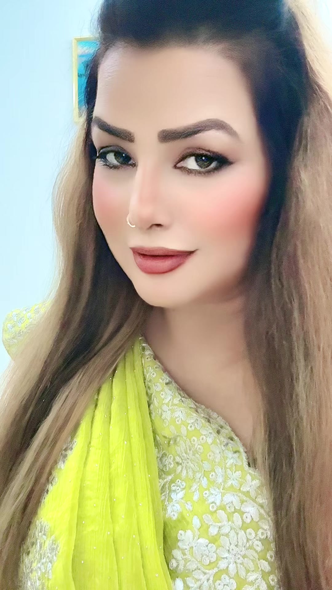 @Razia.rana.dubai