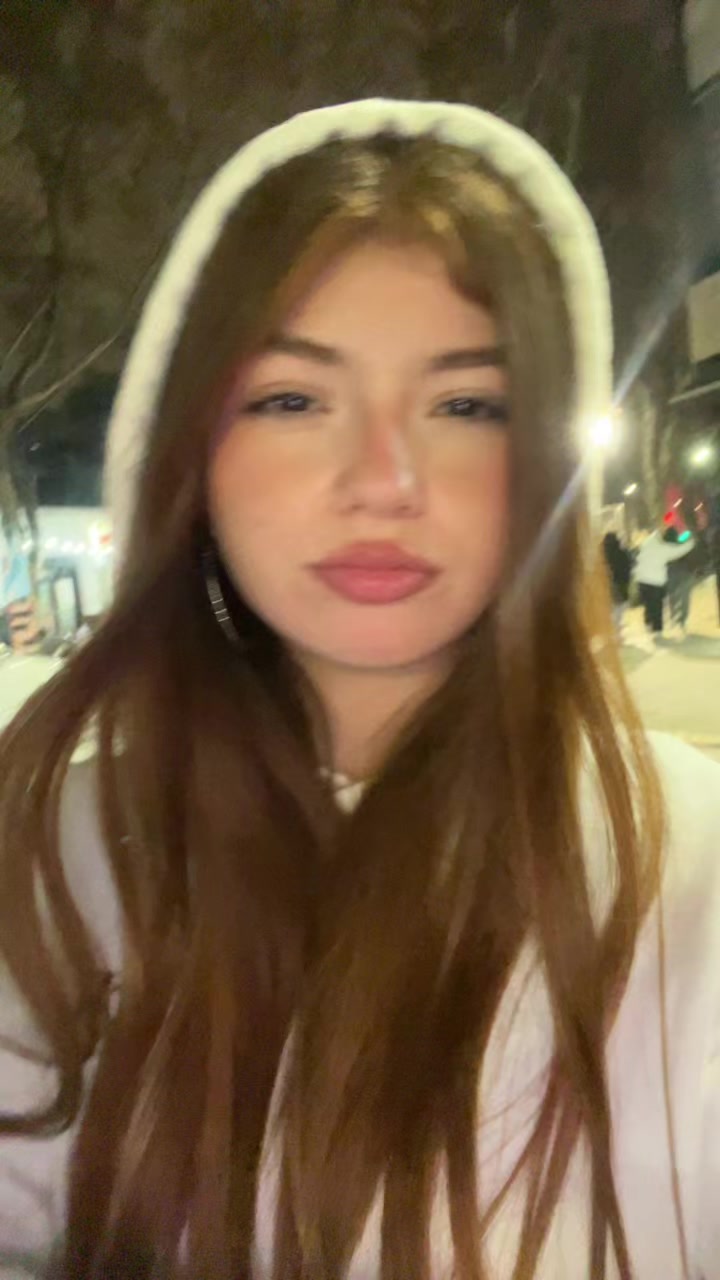 @𝓘𝓼𝓲𝓭𝓸𝓻𝓪 𝓟𝓪𝔃🤍