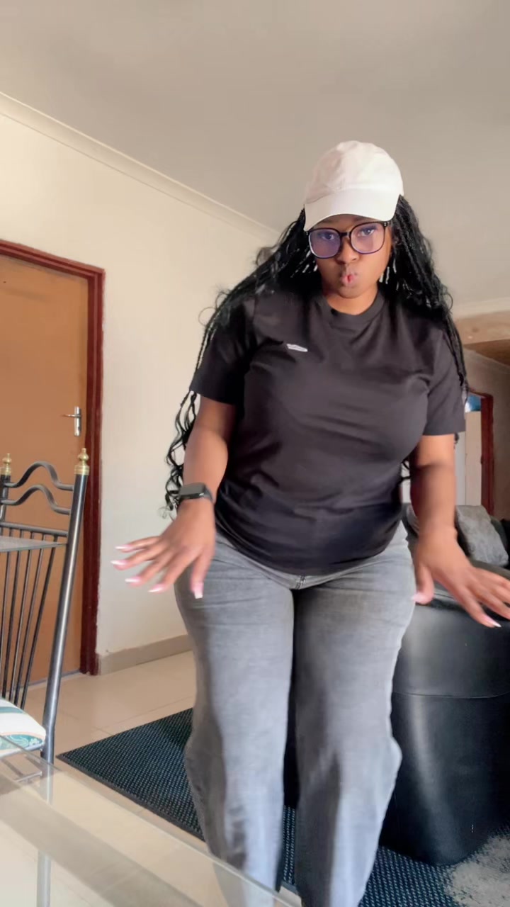 @Yanny