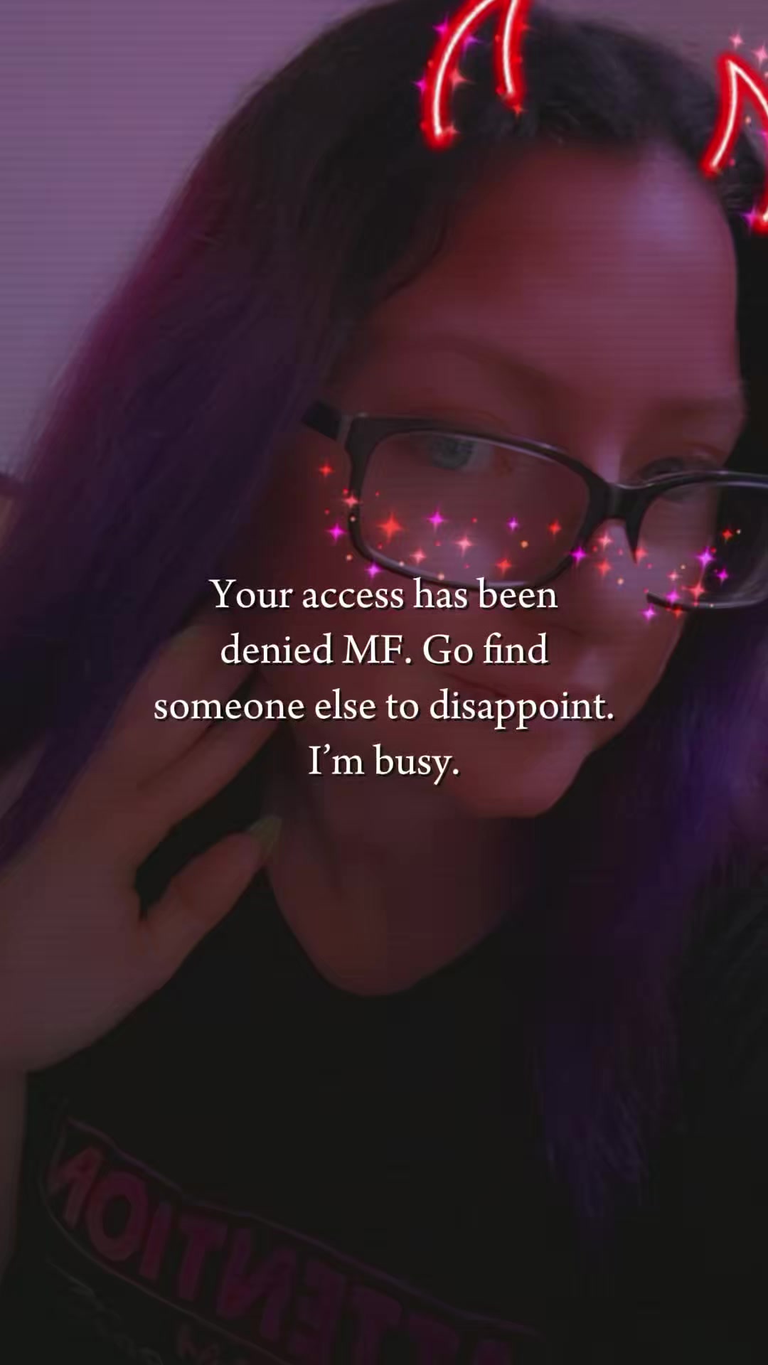 @Demoness_😈