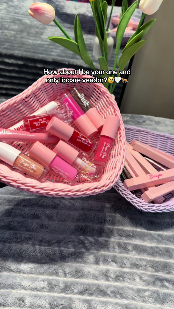 @Lipgloss vendor in Benin city