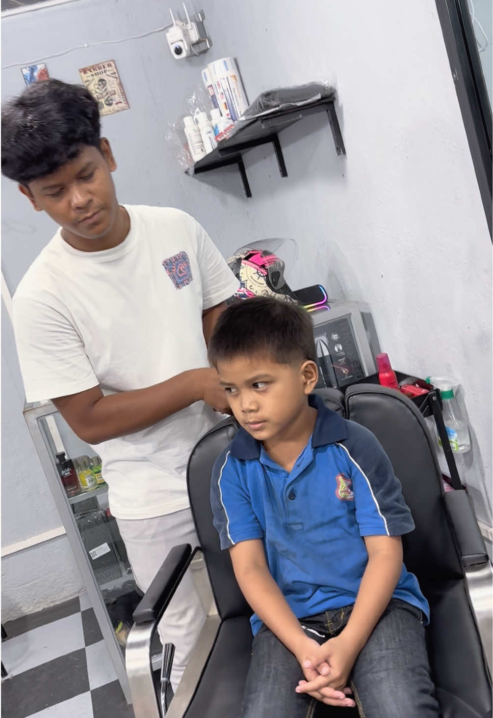 @Puru BarberShop