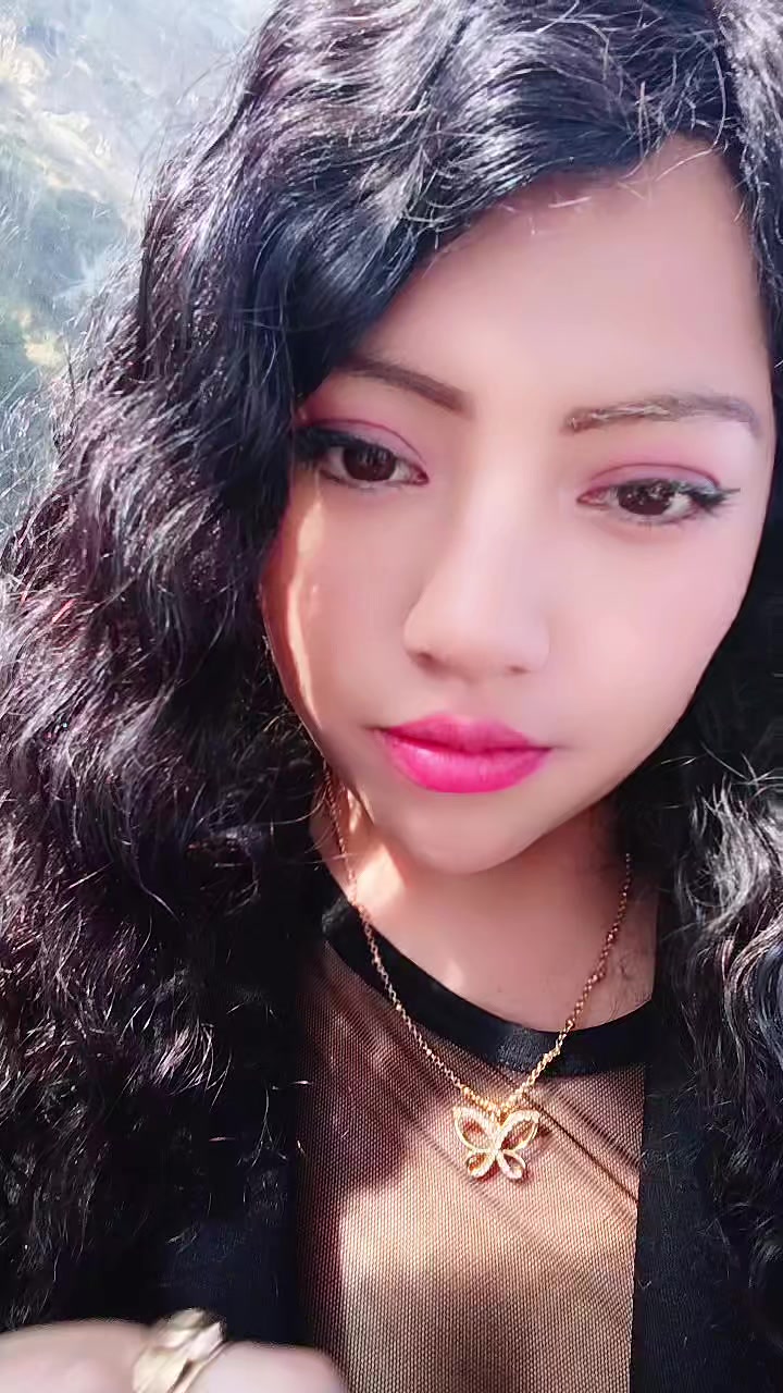 @Holi soy Aliz Liz V.S.🎤🎵💋