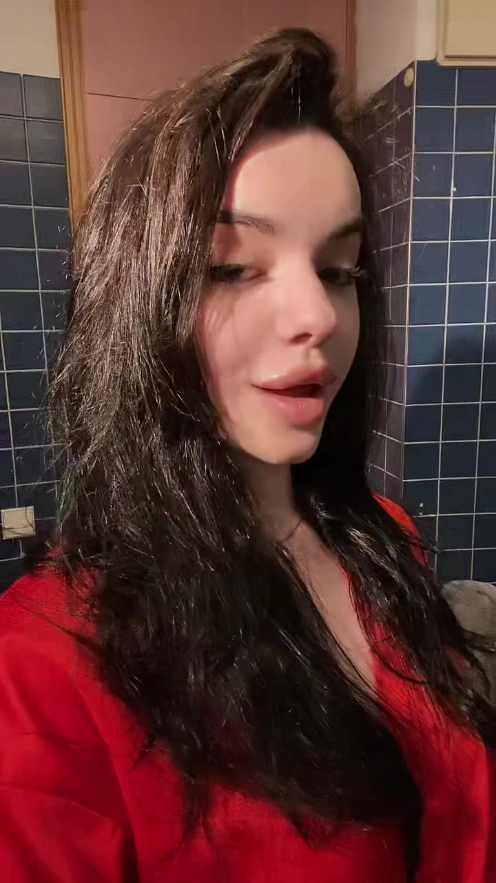 @💋