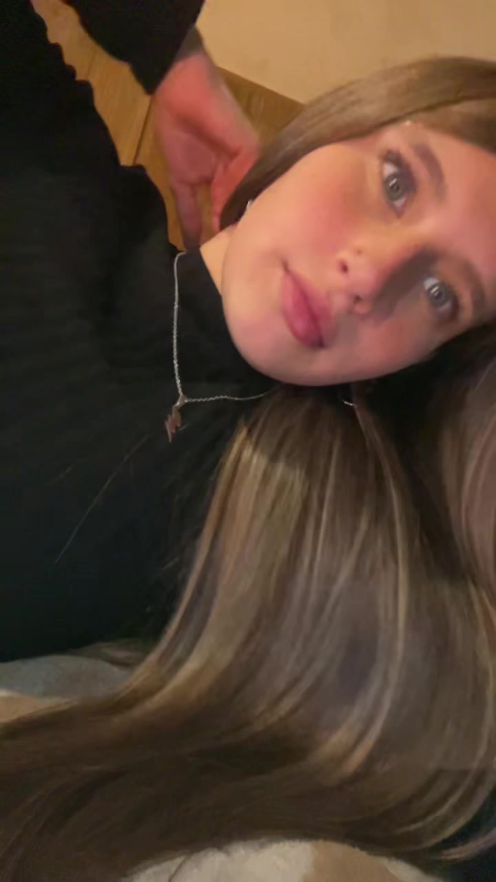 @Brisaaa😇