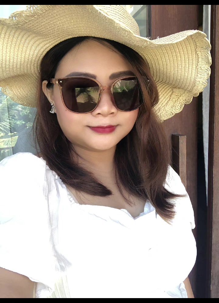 @SuNaingAung (Floral By Su)