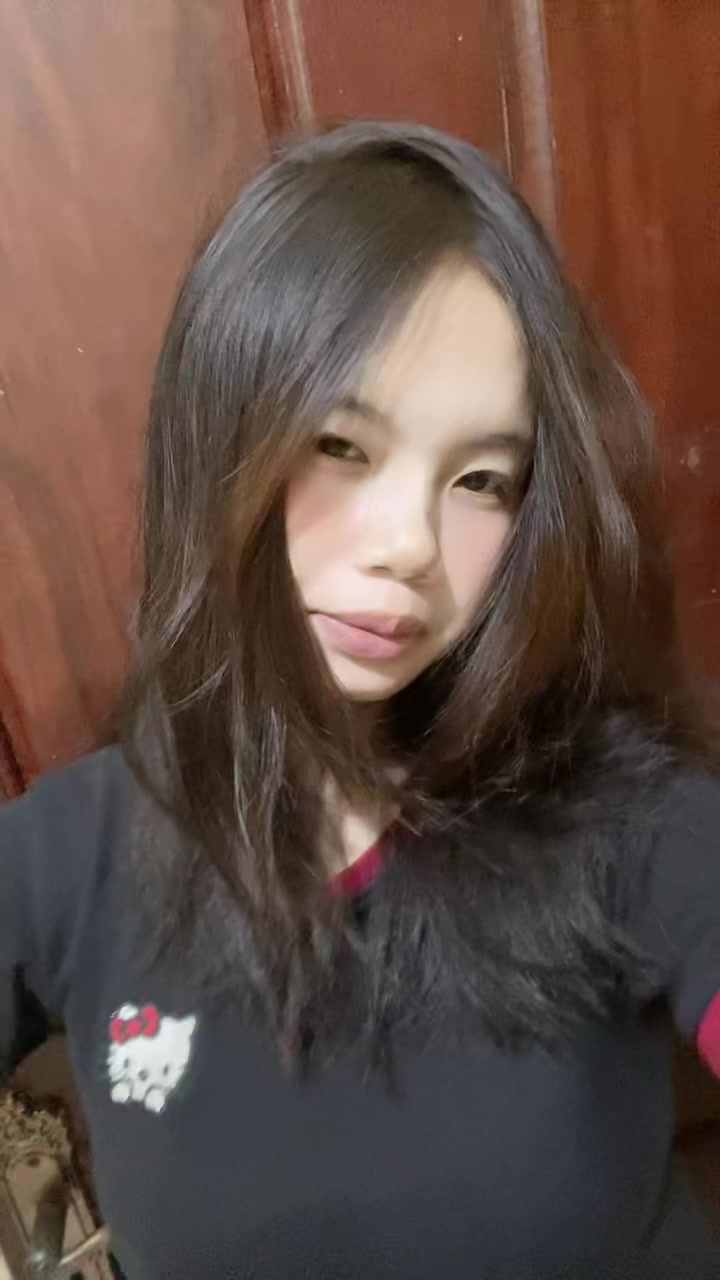 @Ehh FUCK Off 😛🖕🏻