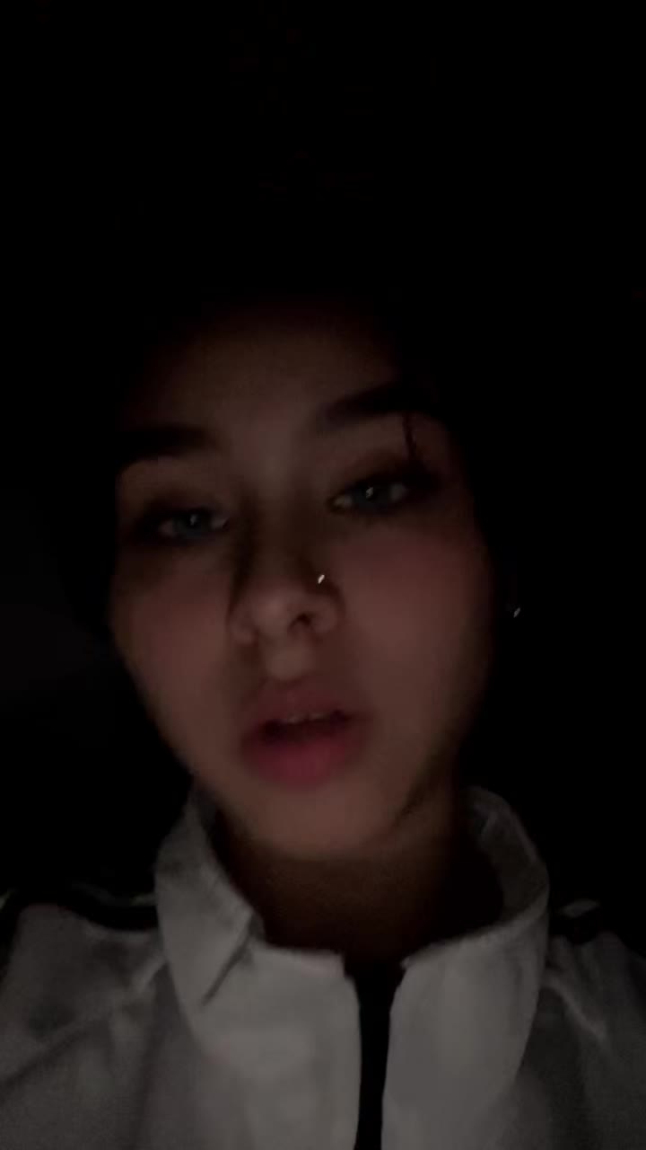 @Laly