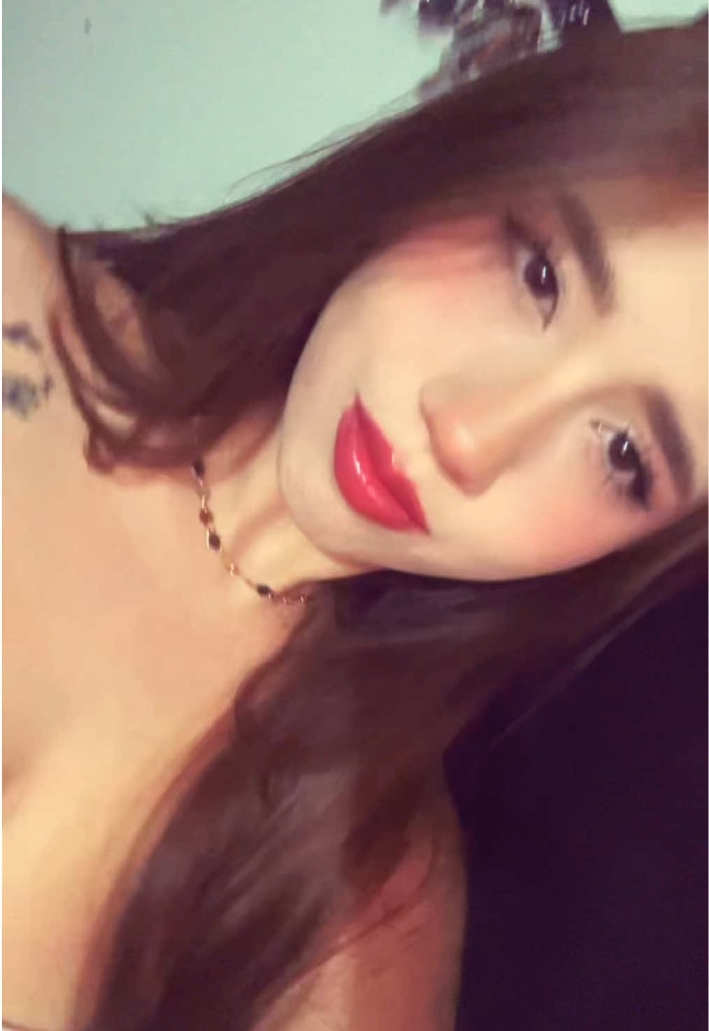 @valeria L