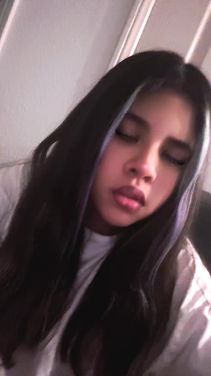 @AuriSkye