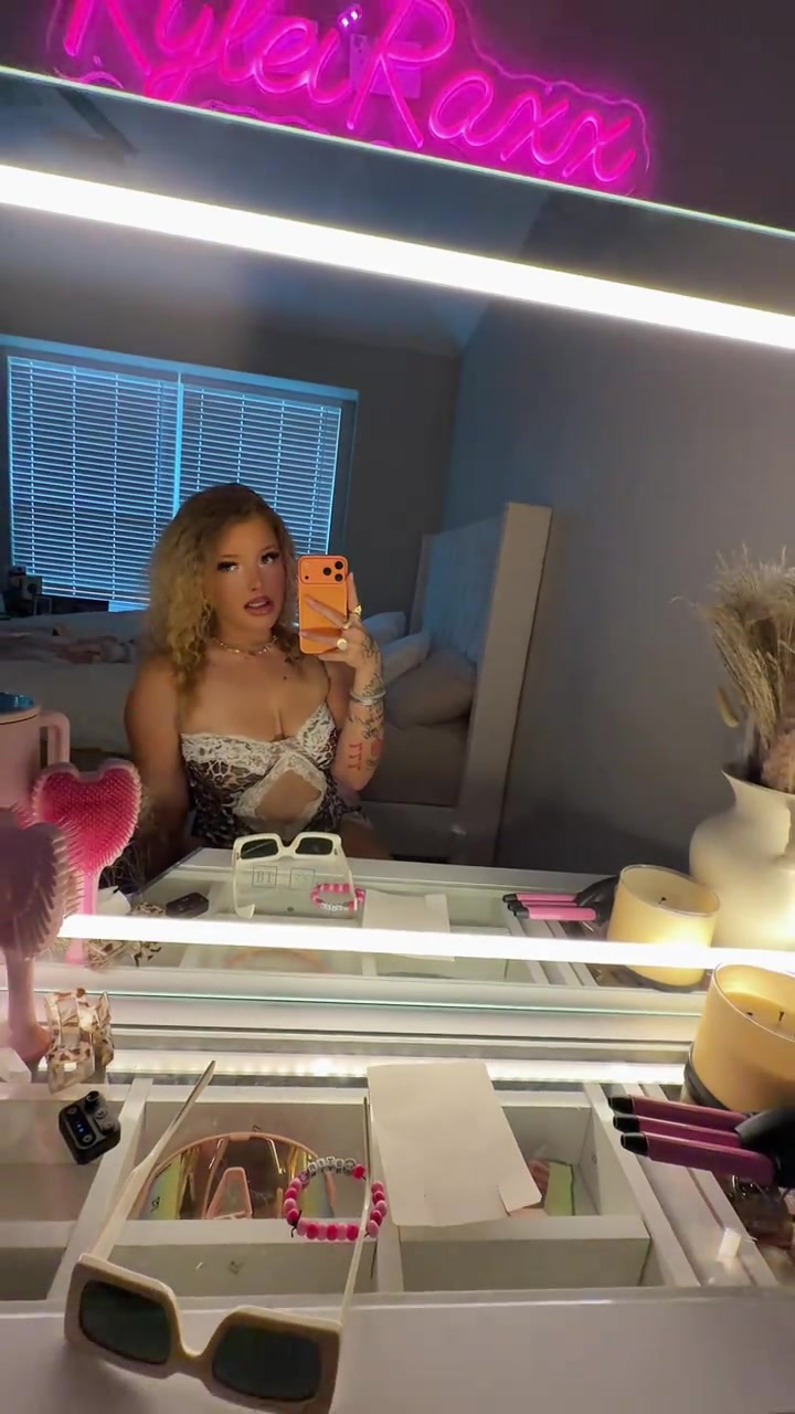 @RyleiRaxx