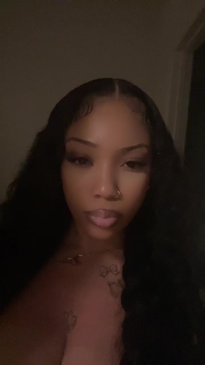 @milliondollanae._