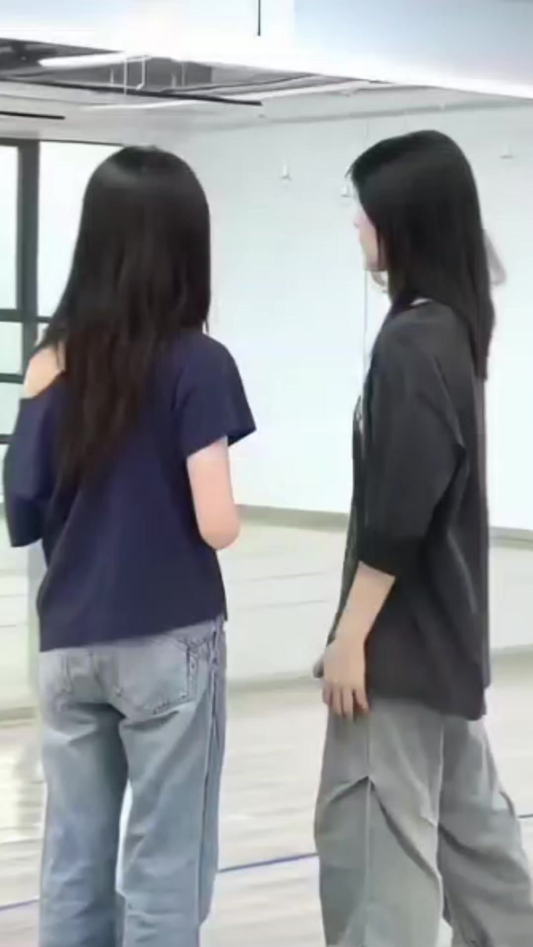 @đu t&ugrave;m lum OTP