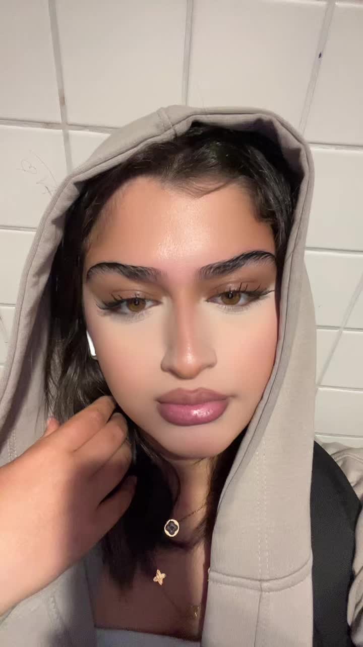 @Hasiba💋