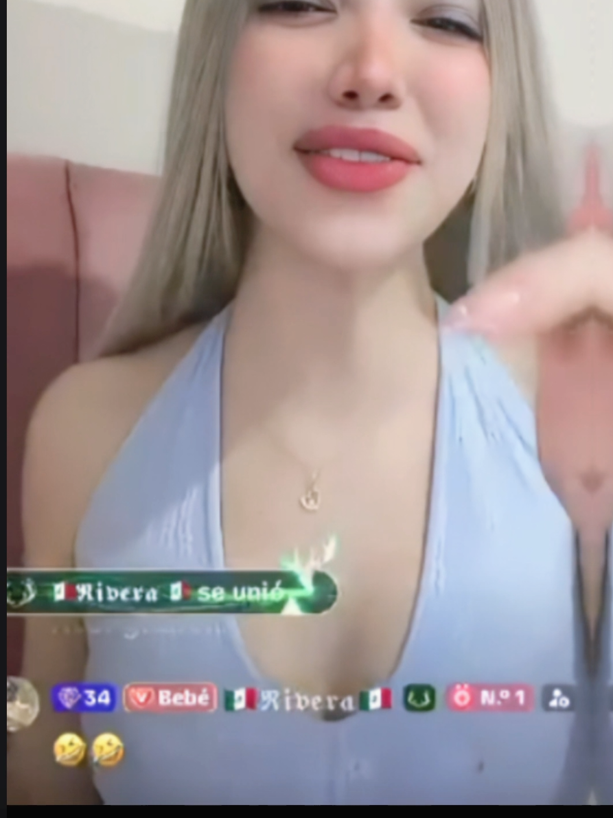 @𝓡𝓸𝓼𝓪🌹