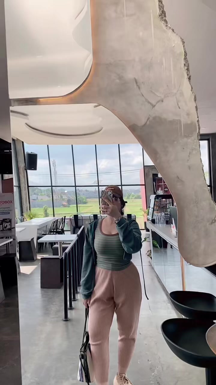 @RinrinRinjaniEfendy