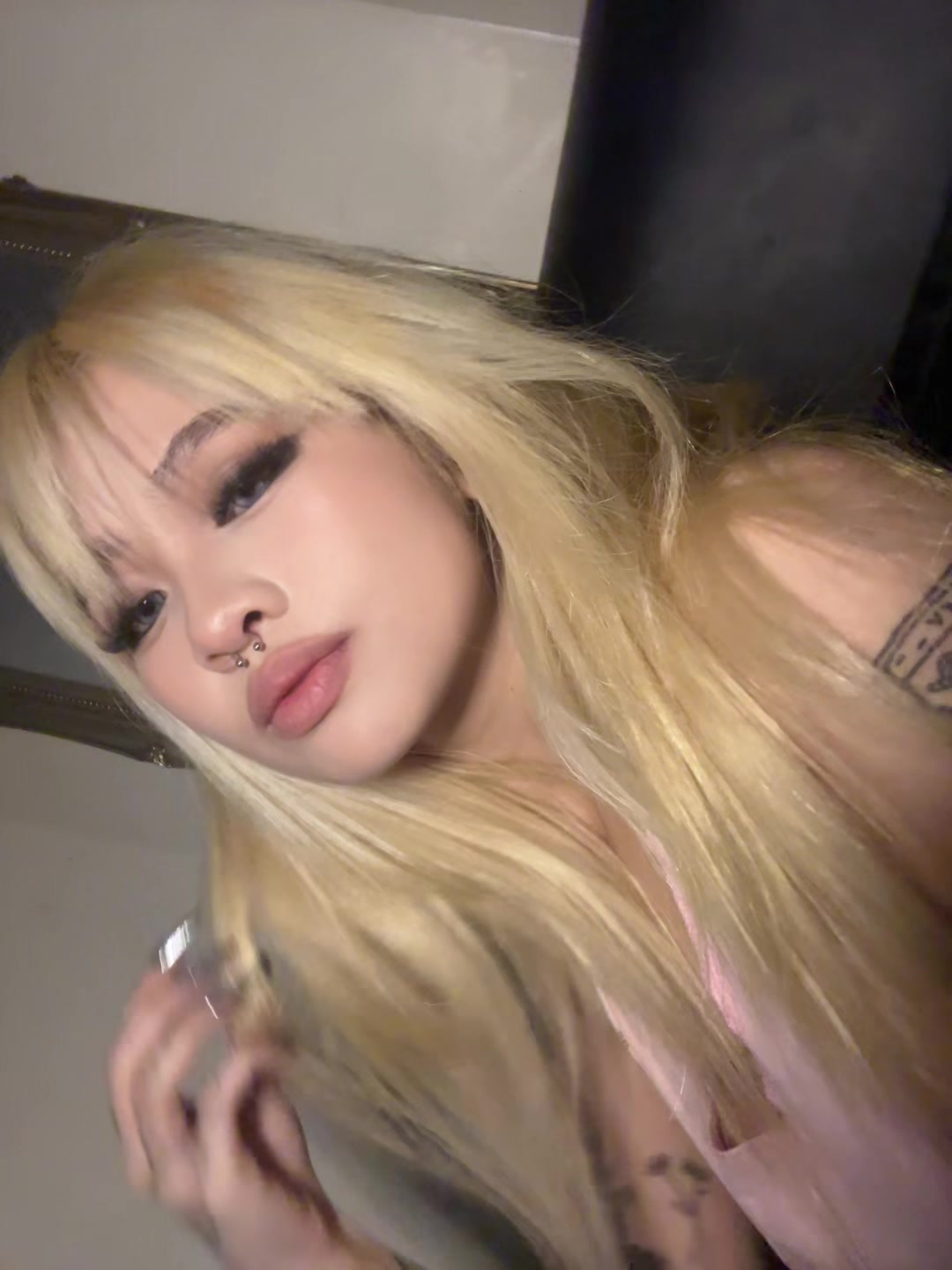 @afairyyouthrowaway
