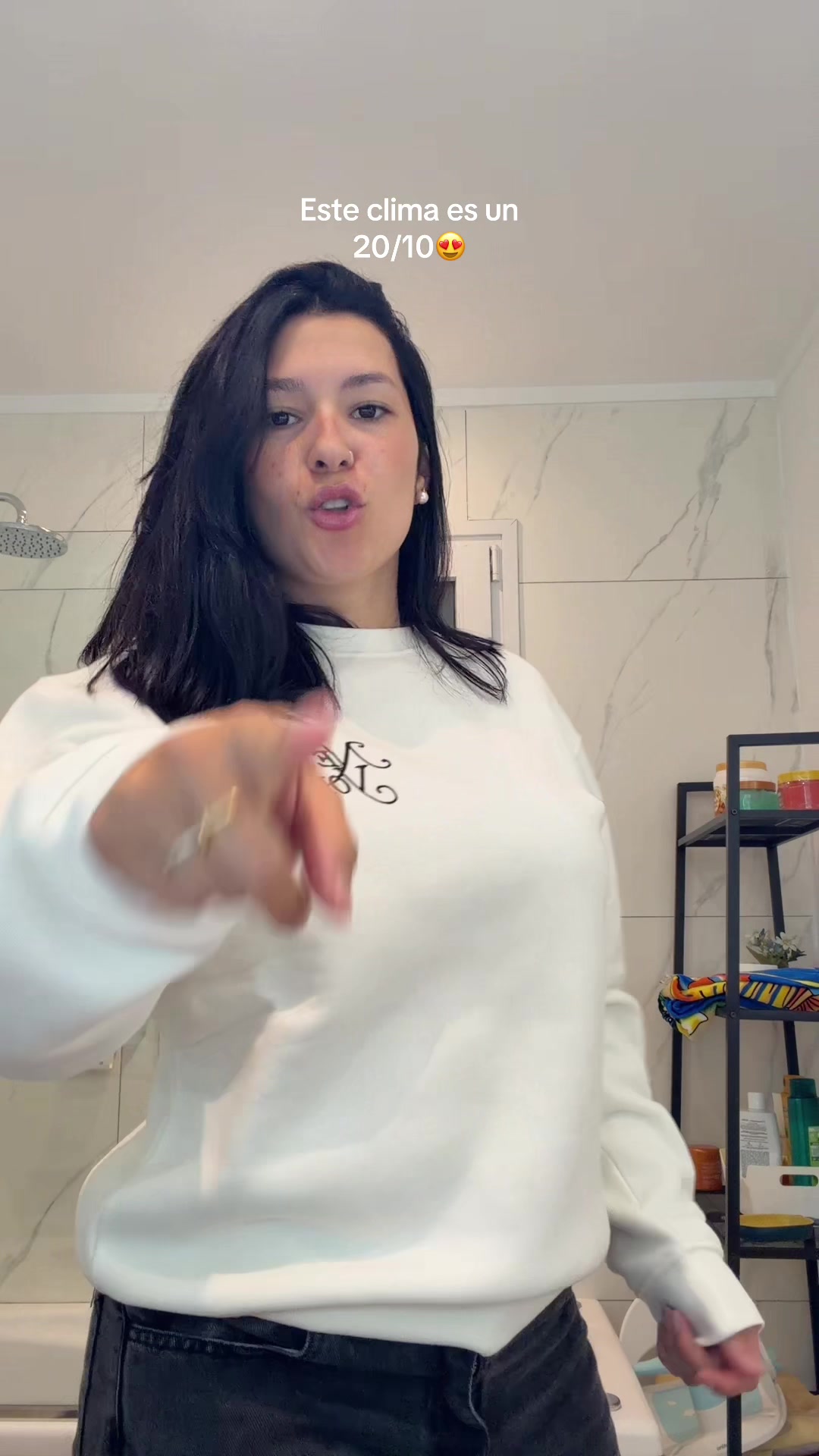 @𝑬𝒍𝒊 𝑴𝒐𝒍𝒊𝒏𝒂