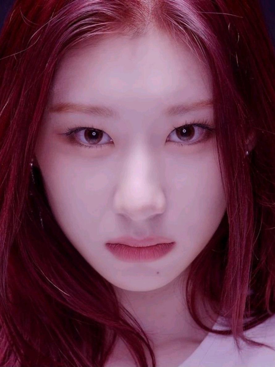 @kiara | 𝕸ꨵׄ𝗢࣭͠𝗧͂𝗧̸͟𝗢⁵