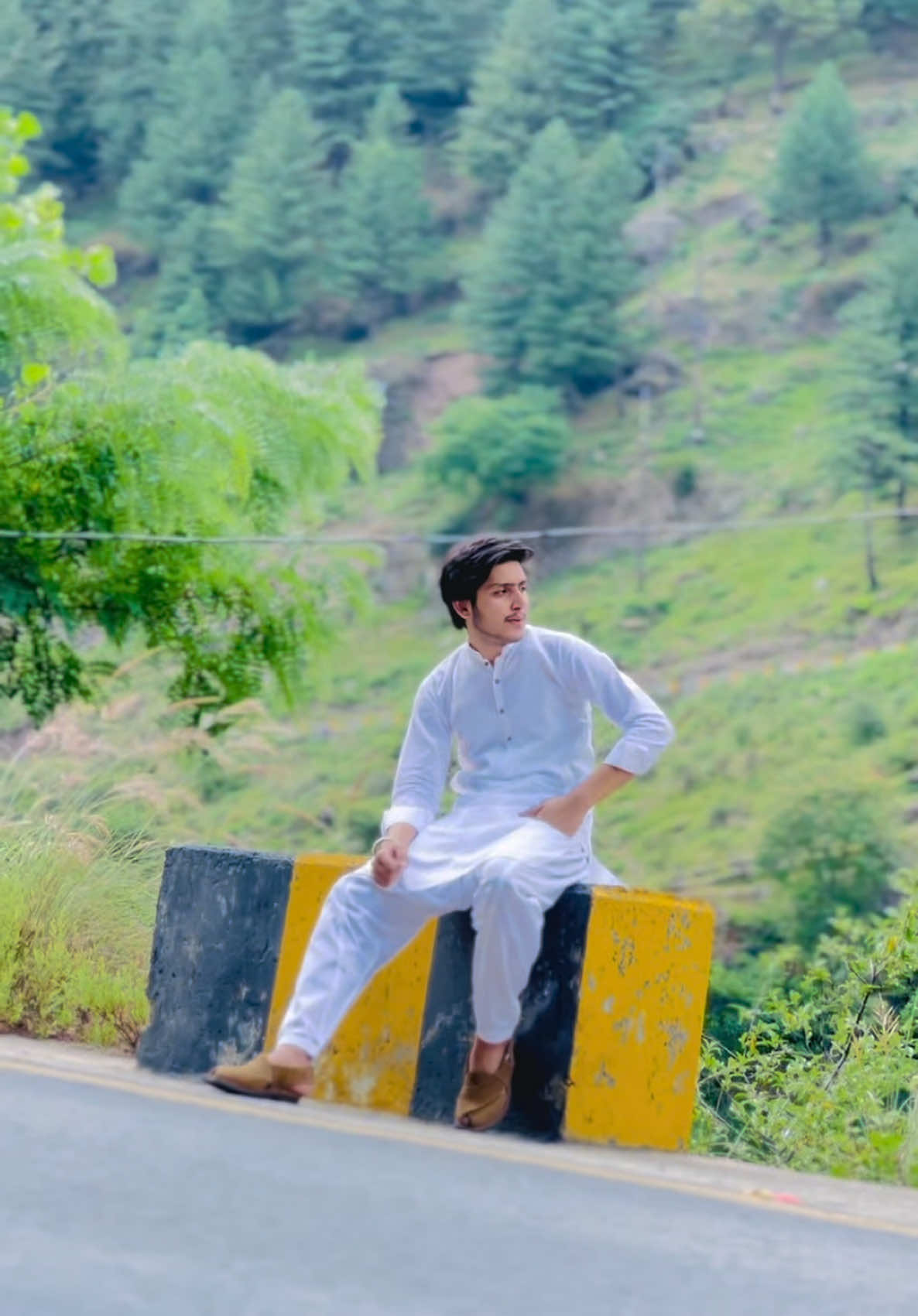 @🏴☠️خانزادہ منظر خان 🏴☠️