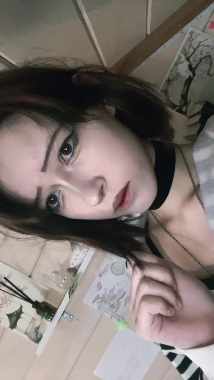 @Clownnnn