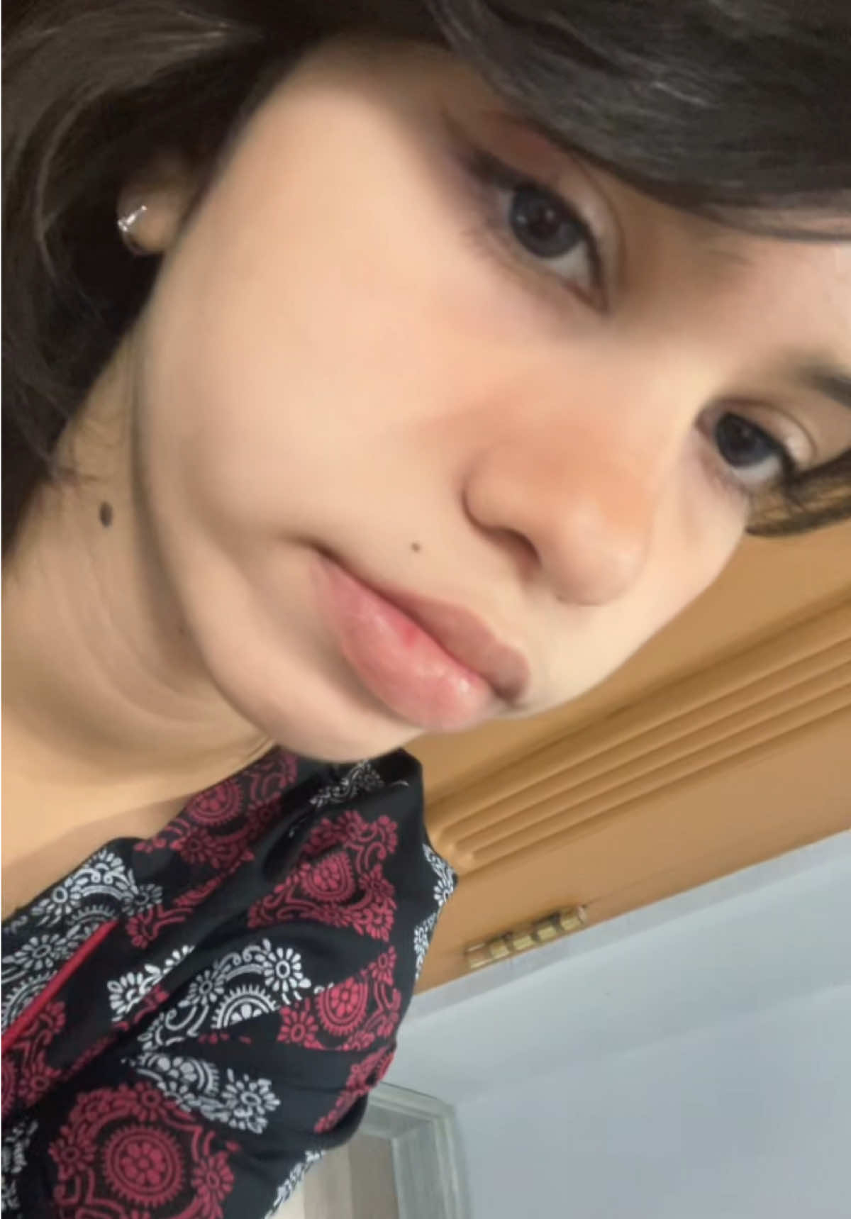 @𝒩