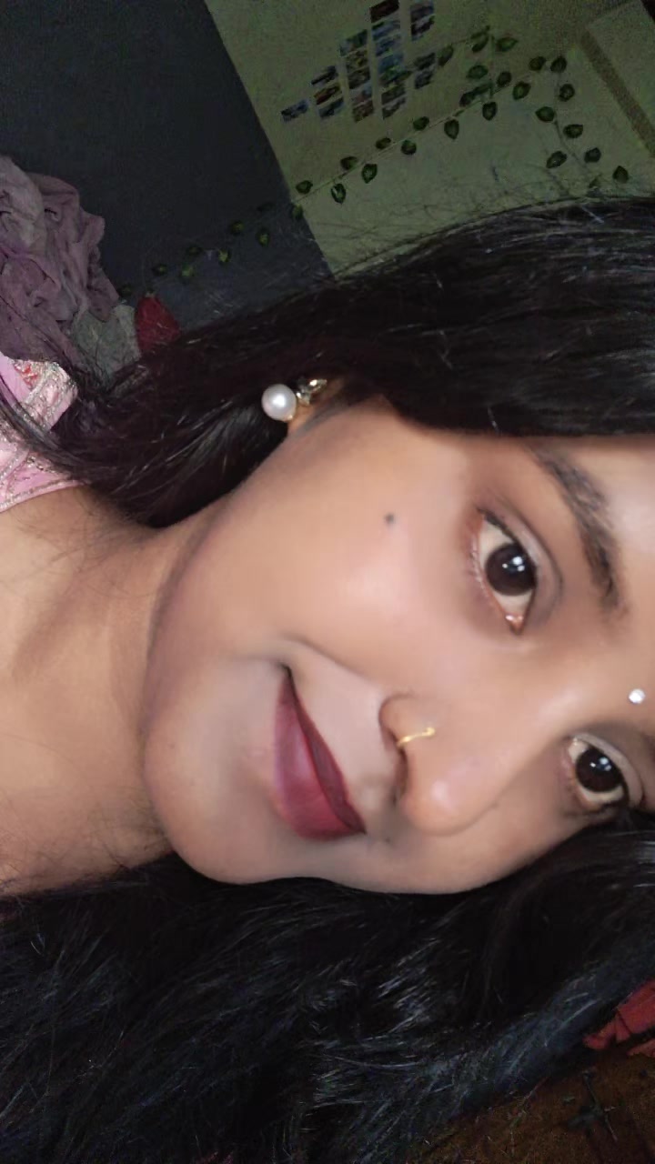 @Nisha Yadav🦋