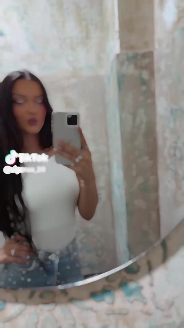 @QIKASELMES🫶🤍