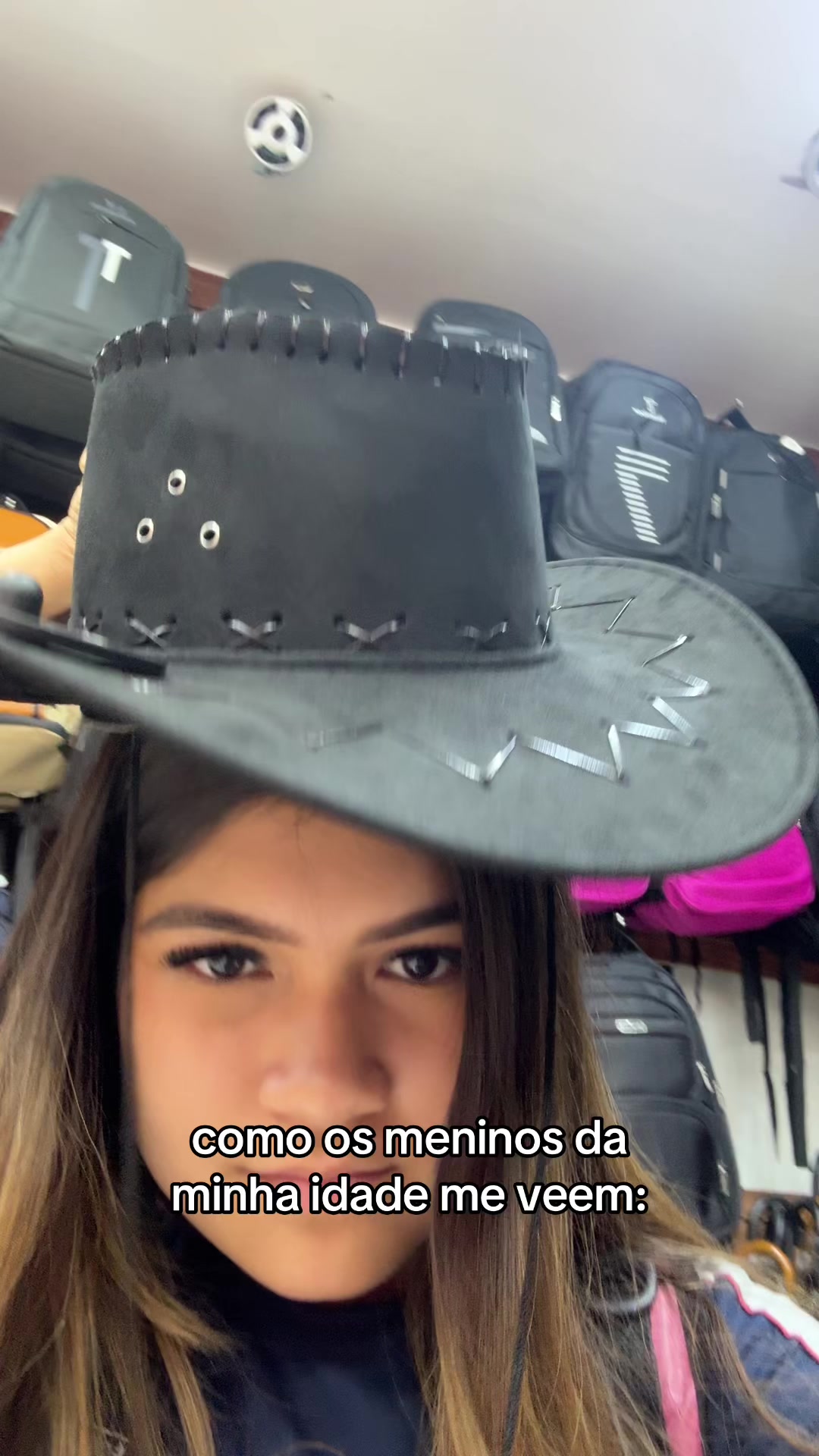 @nicoly