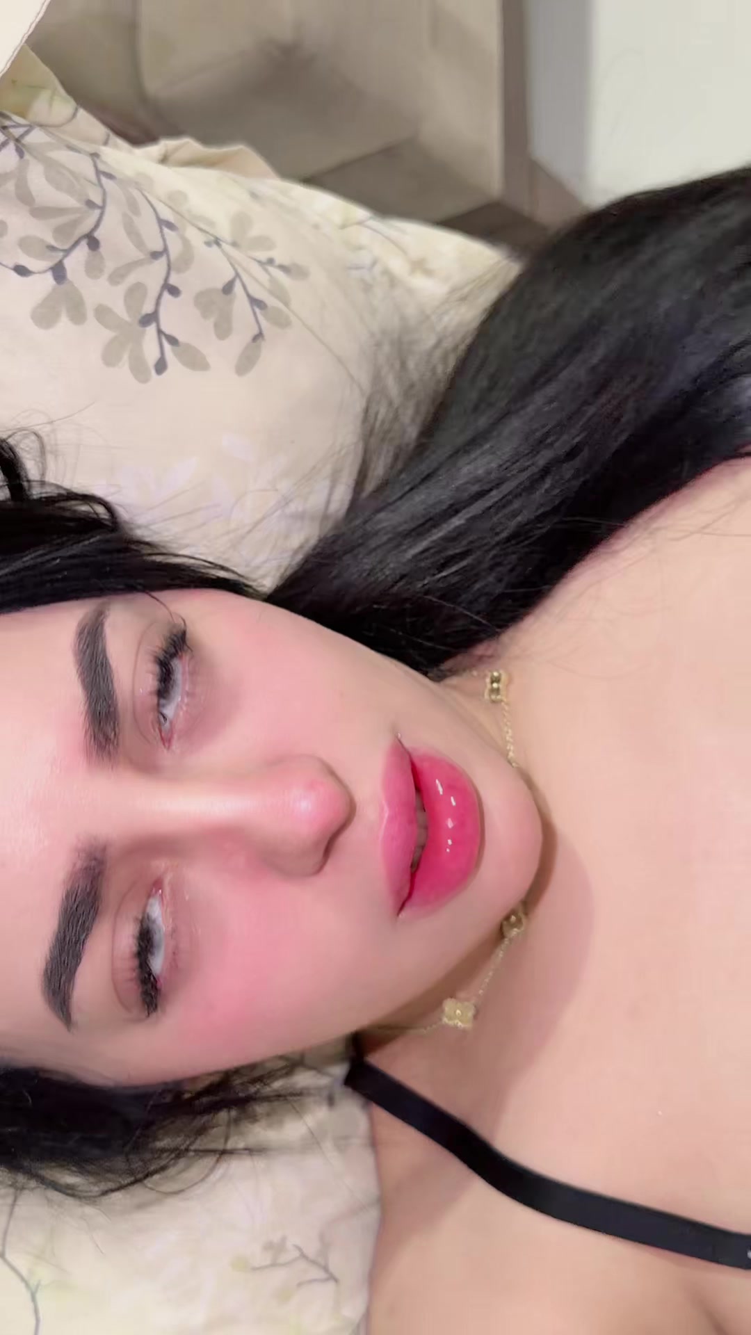 @بنت الحاج 🤑👑