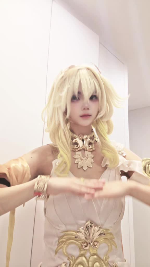 @퐁퐁 ♠︎ cos
