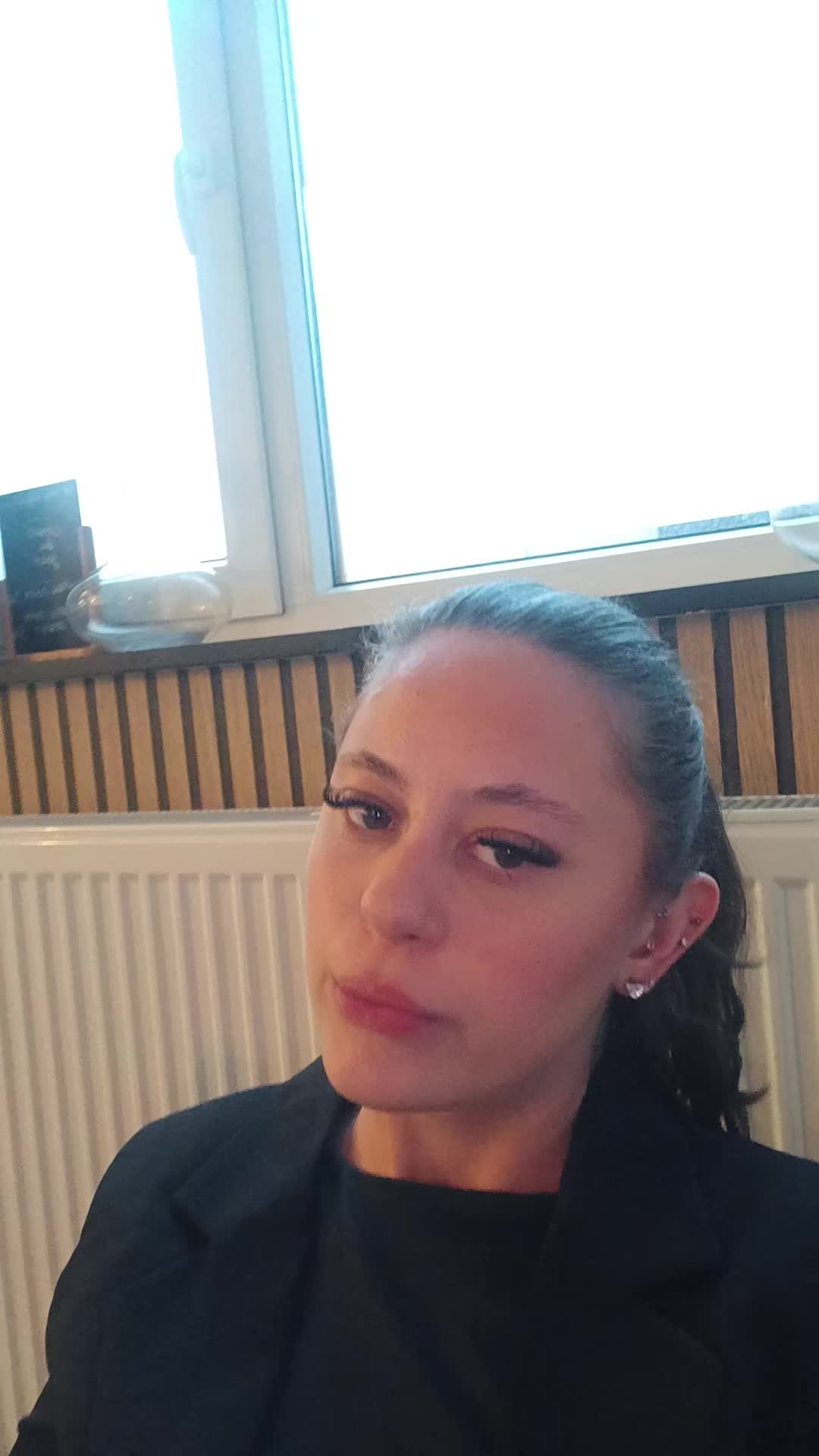 @Rapha&euml;lle🇧🇪