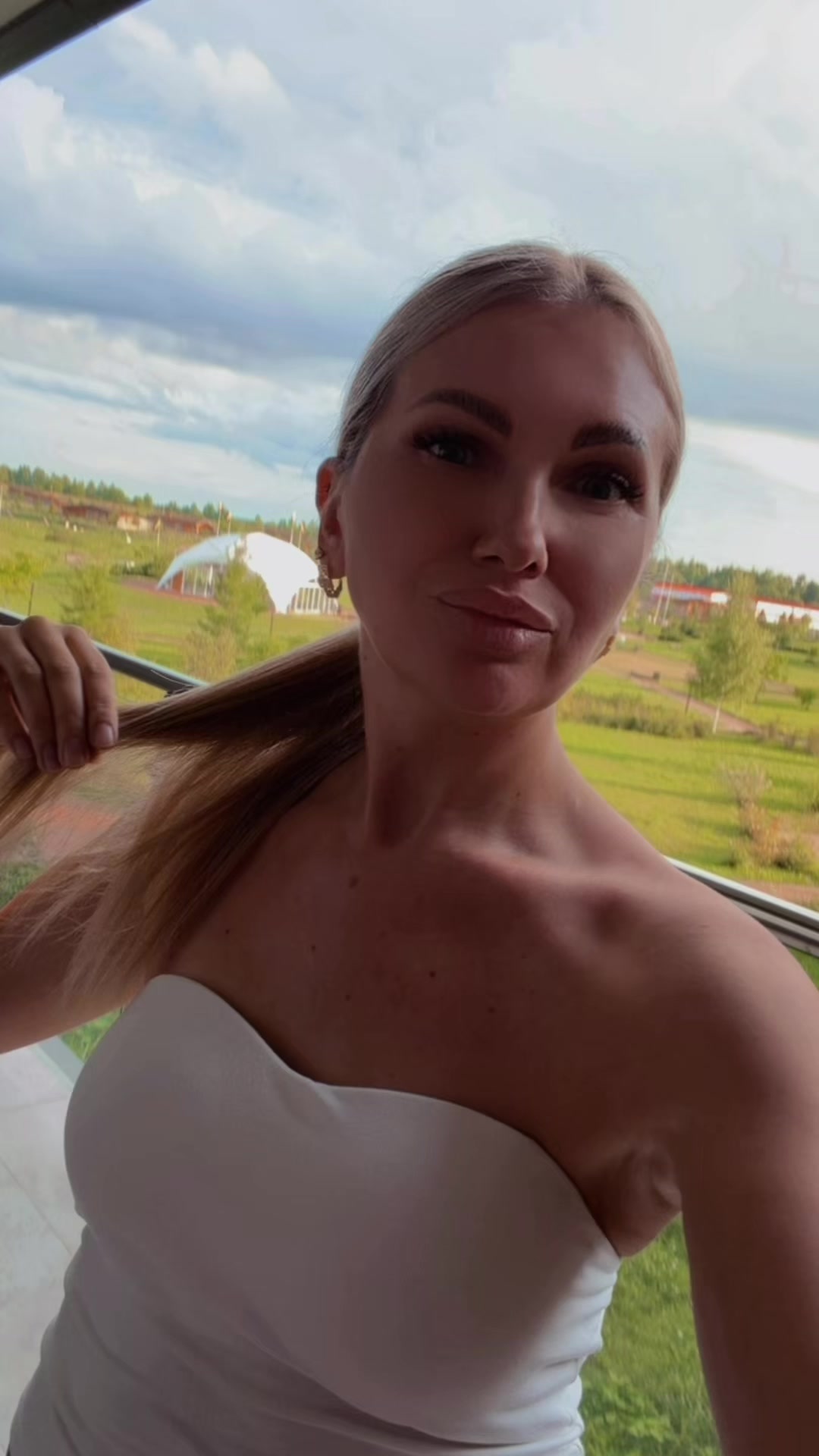 @Vikusya