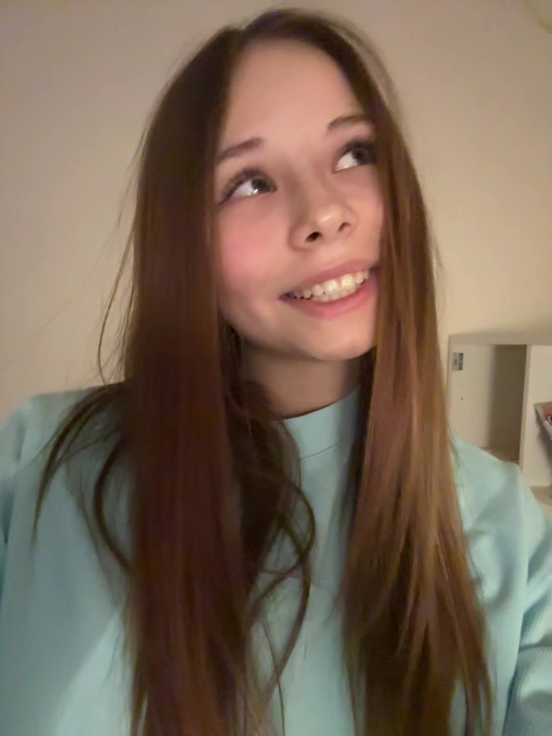 @варя