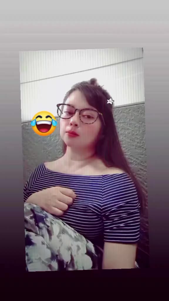@momy Nia
