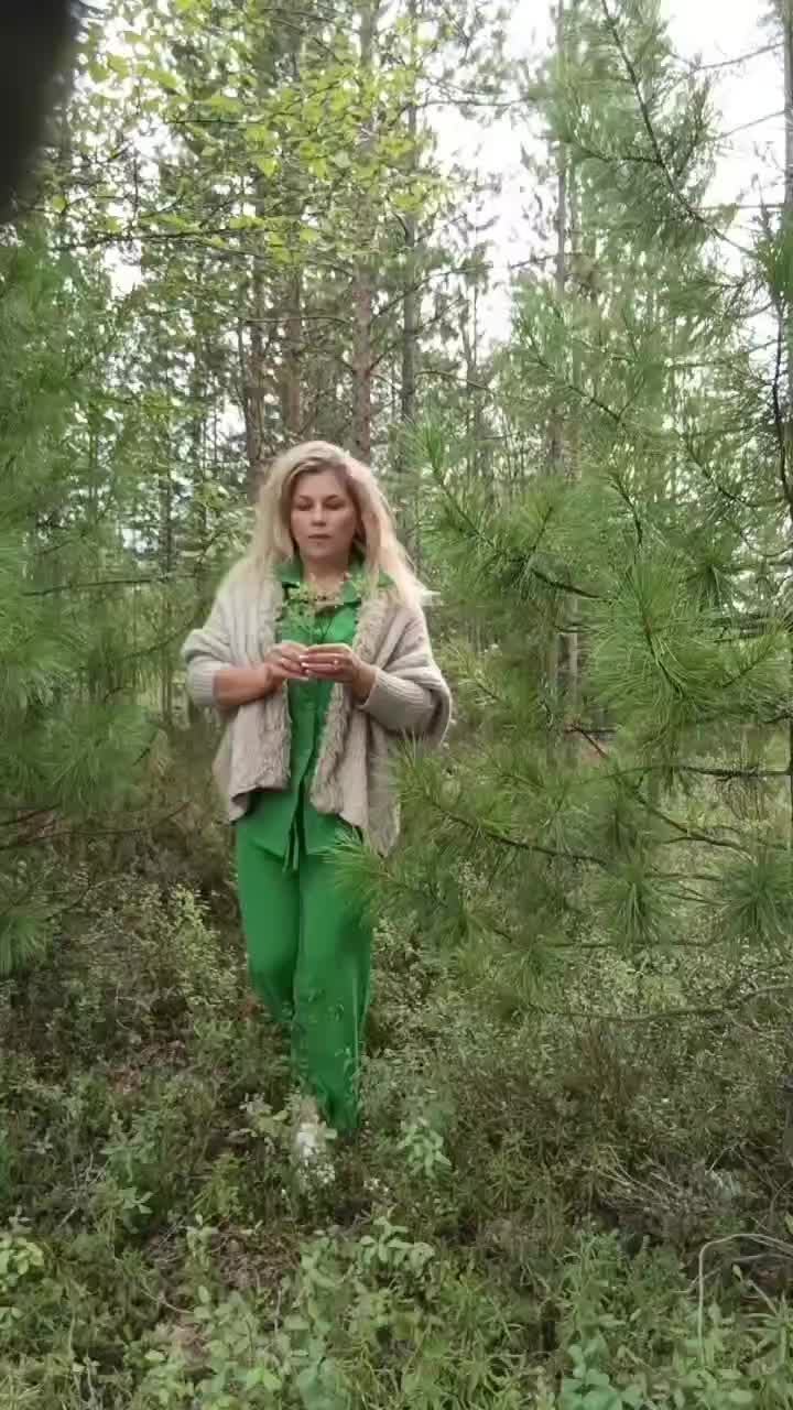 @Леночка