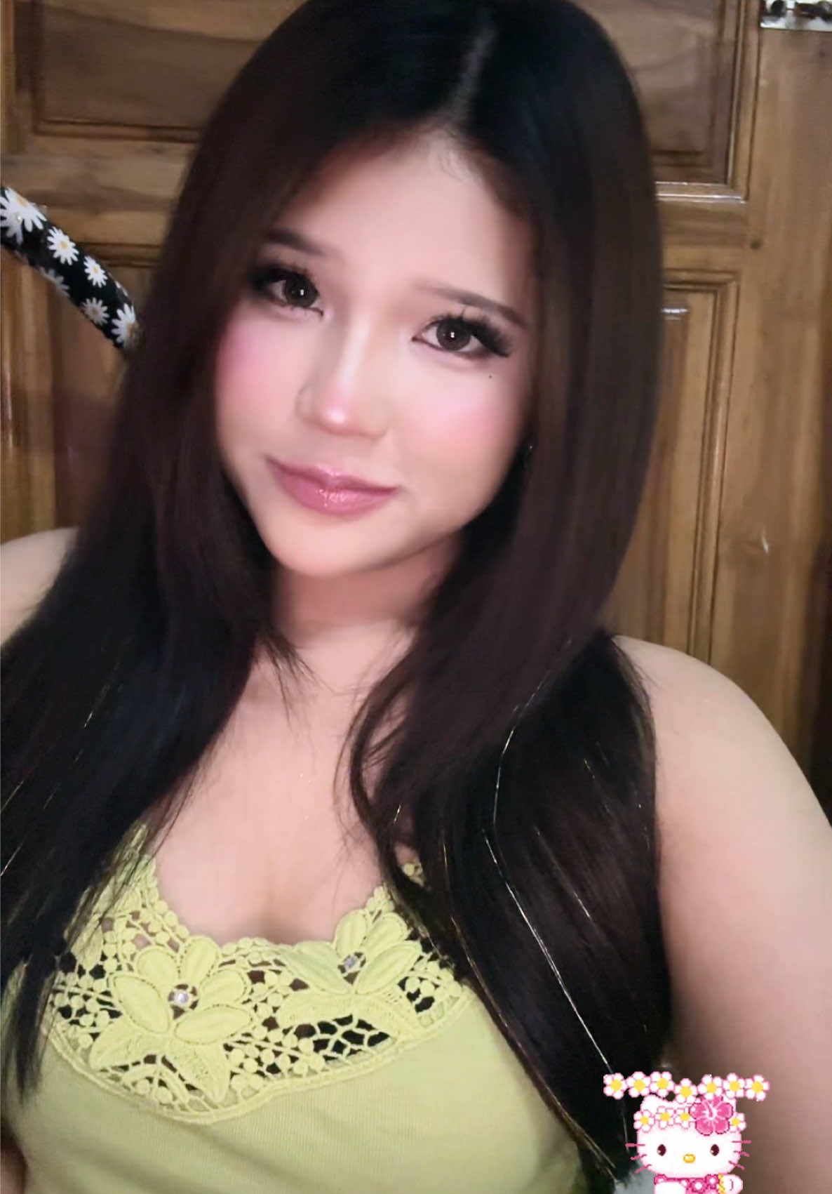 @✯
