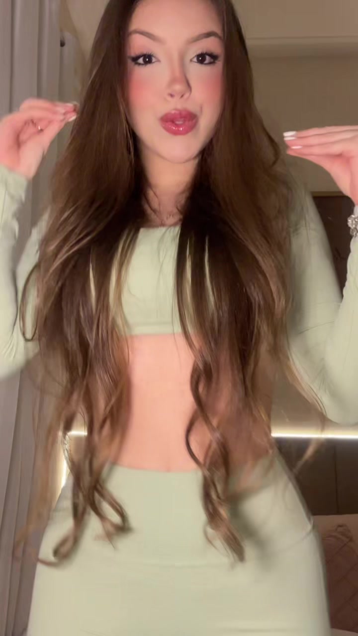 @Adriely camily