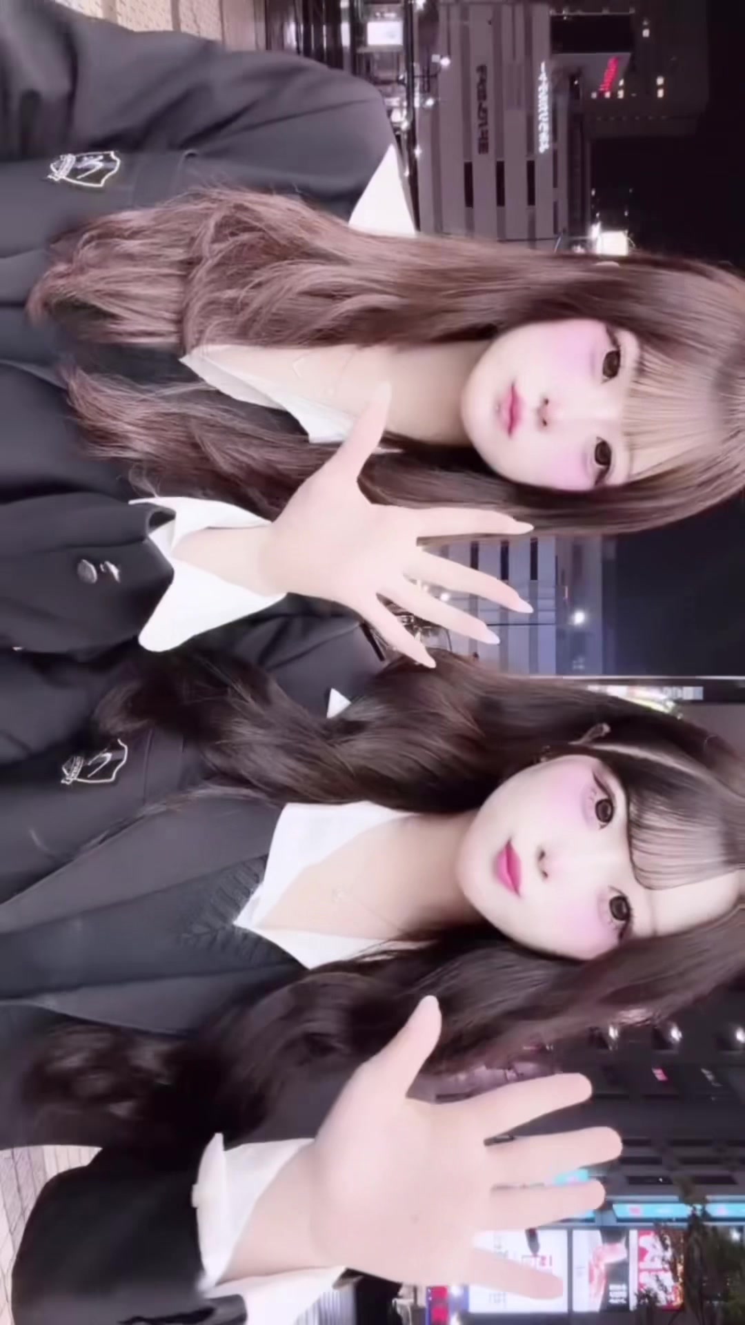 @やまりー