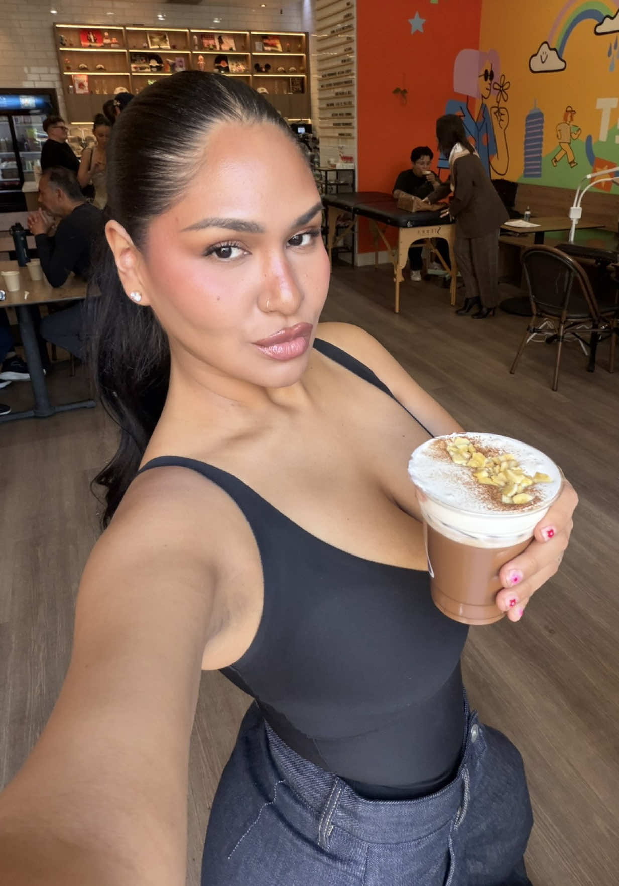 @Claudia Cornejo