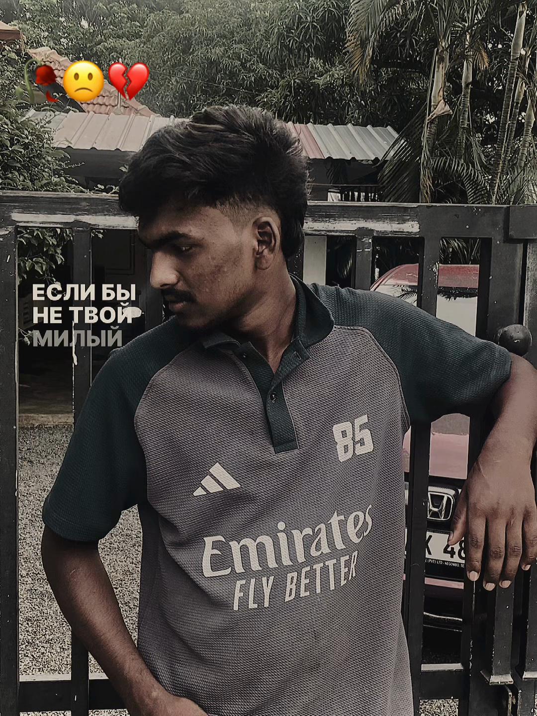 @DINESH ..KARTHIK😇😇