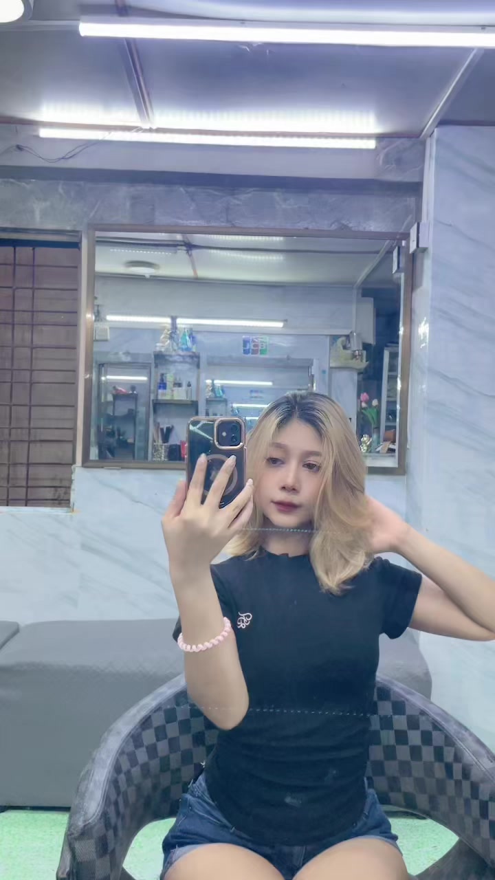 @Thiri Nyan ♏️