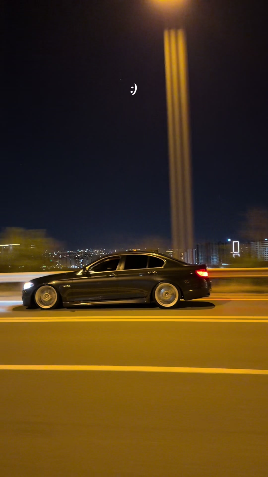 @ﺦ