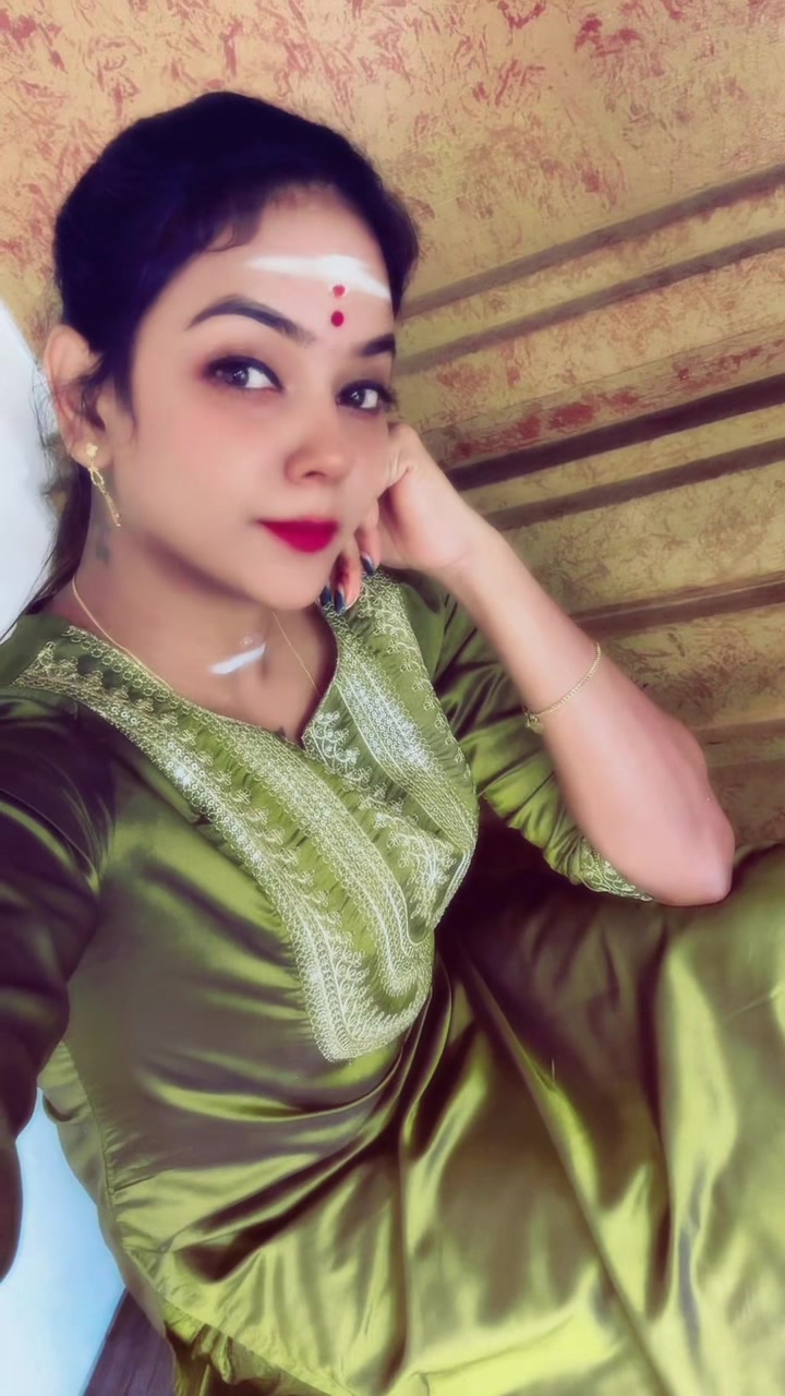 @🐼🖤Saras 🫠Prem🤍🐼